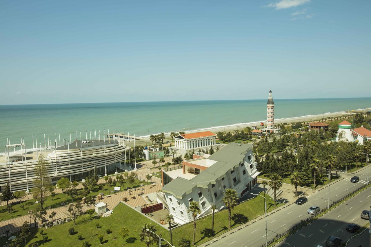 Apartment In Batumi Eksteriør billede